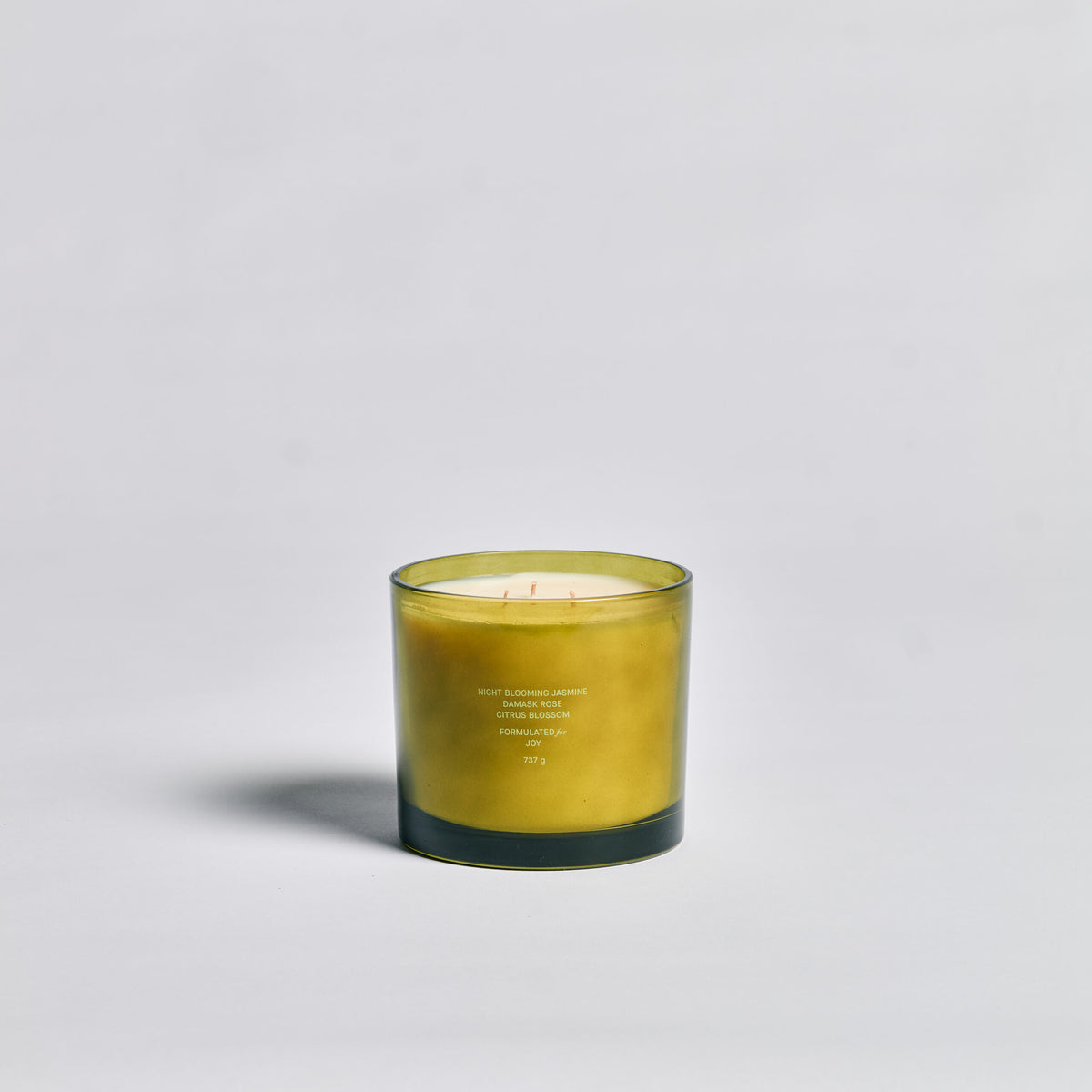 Garden Candles Flamingo Candle Jasmine & Rose XL | Unique Home Decor | R. Runberg Curiosities