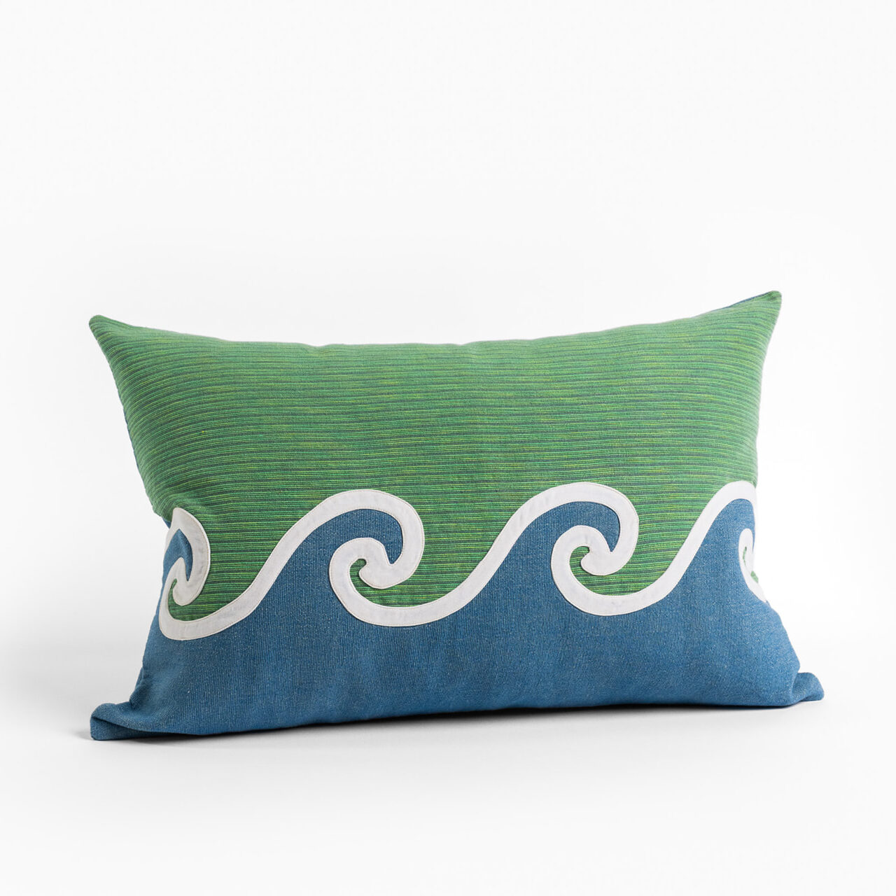 Anūt ‘Wave’ Cushion